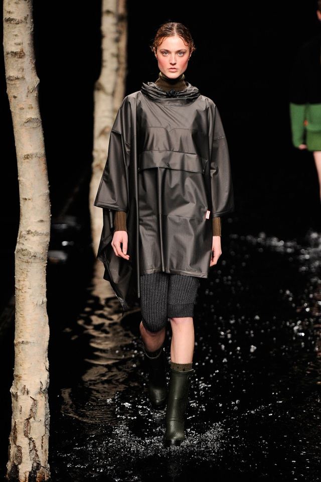 dlhý kabát na jesenné obdobie od Hunter Original poľovník-originál-zima-2014-2015-dlhý kabát-pletené-nohavice