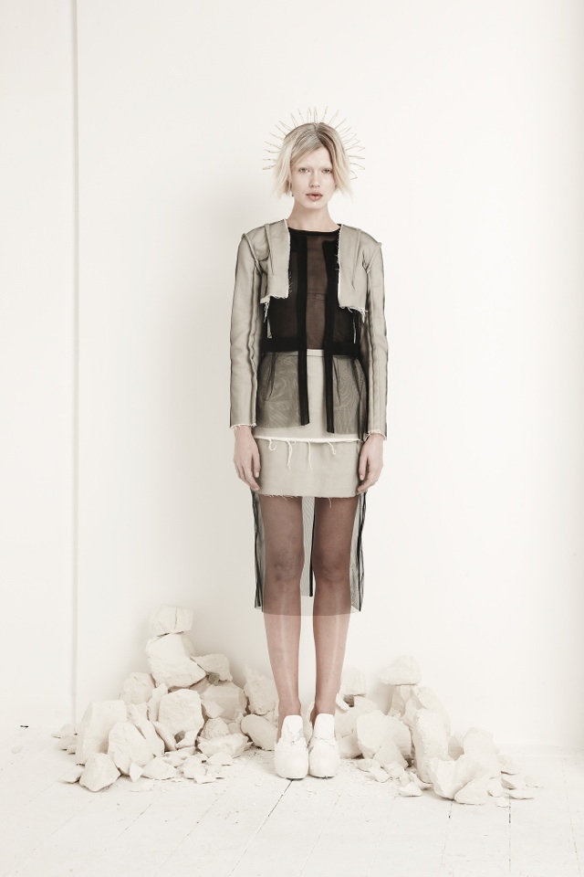 kombinovaná čierna krajková tkanina a tkanina phoebe-angličtina-jeseň-zima-2014-2015-čipkovaná tkanina Módne trendy budúcnosti