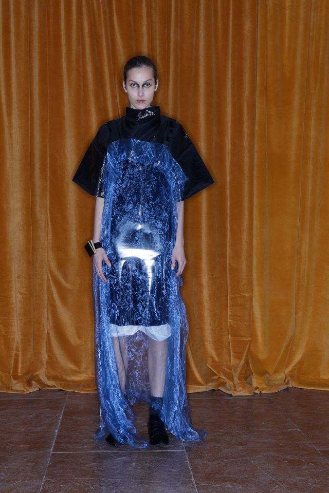 Módny koncept budúcnosti od Toga AW 2014-2015 toga-jeseň-zima-2014-2015 módne trendy budúcnosti