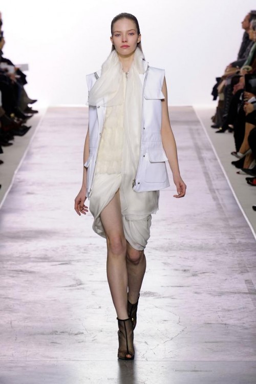 giambattista valli svetové módne trendy biela farba zima jeseň 2013 giambattista valli módne trendy biela farba zima jeseň 2013