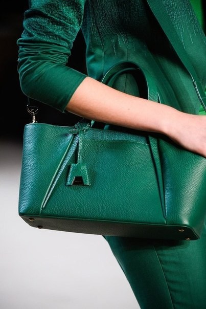 smaragdovo zelená módne doplnky kožená taška smaragdovo zelená taška na módne doplnky