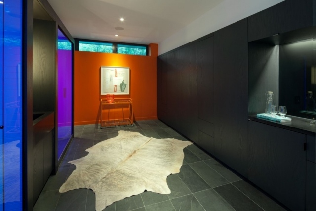 Izby-transformačný-skladací-nábytok-priestor na spanie-dom pri bazéne-Toronto-Kanada