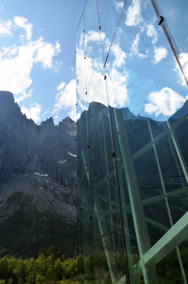 moderná architektúra - návštevnícke centrum, Nórsko