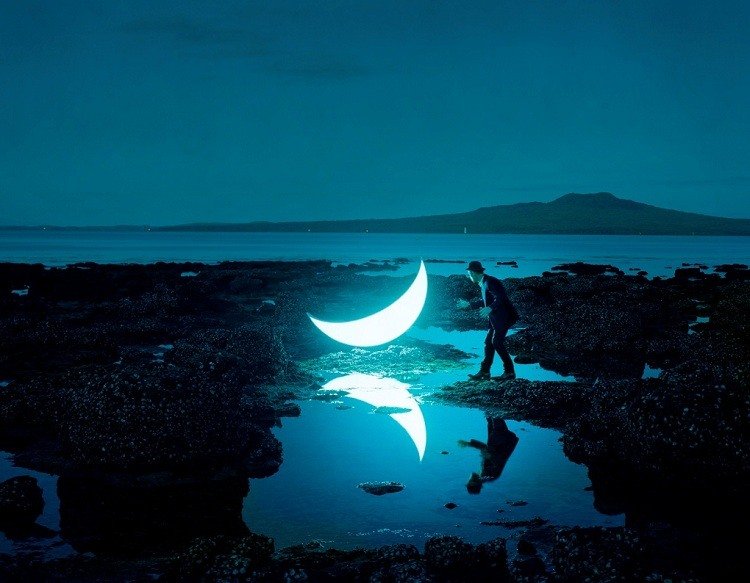 Nápady na vonkajšie osvetlenie Svietidlo v tvare mesiaca