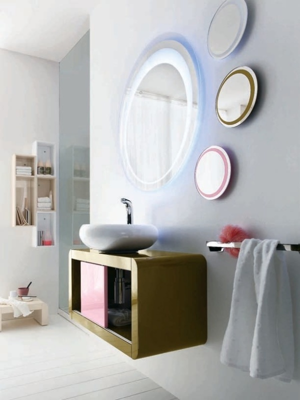 Zostavy kúpeľňového nábytku skriňový držiak na uteráky Sady kúpeľňového nábytku vešiak na uteráky do skrinky