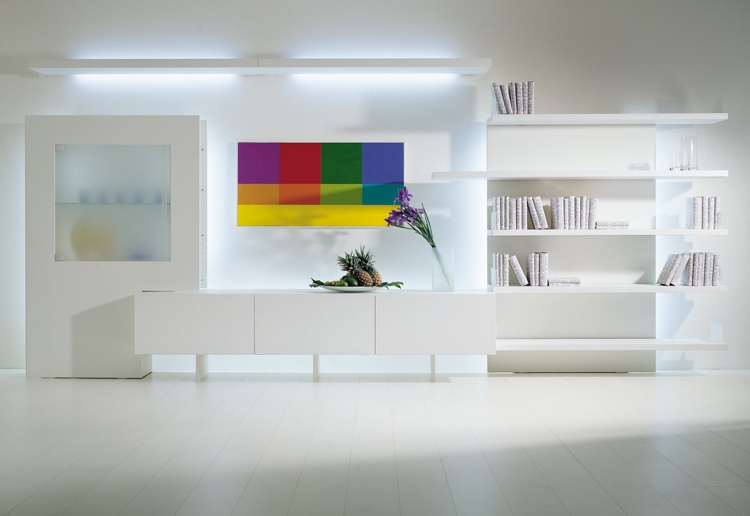 Moderné poličky na knihy-biele-nepriame-osvetlenie-led-obyčajný obrázok