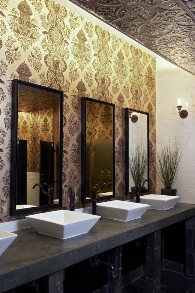 kúpeľňa-zlaté-motívy-štvor-štvorec-moderná-kancelária-soho