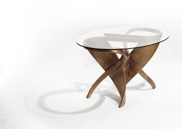 nábytok drevený bočný stôl sklenená horná základňa