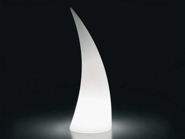 PLUST stojacia lampa, roh, polyetylén, Euro 3, plast