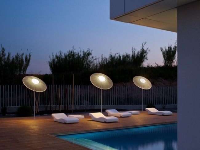 Outdoorová stojanová lampa Vibia Wind Jordi Vilardell