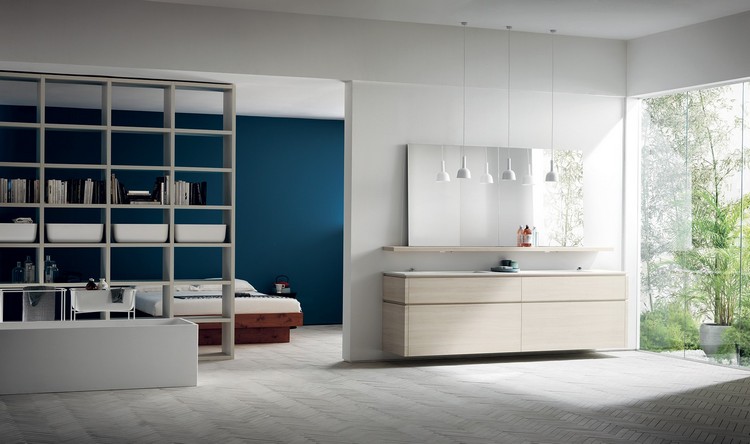 spálňa súkromná kúpeľňa rozdeľovač izieb biely kontajner