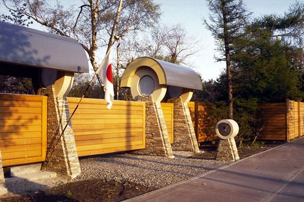 Záhradný plot drevený dizajn-rodinná rezidencia-Miyasaka Obihiro