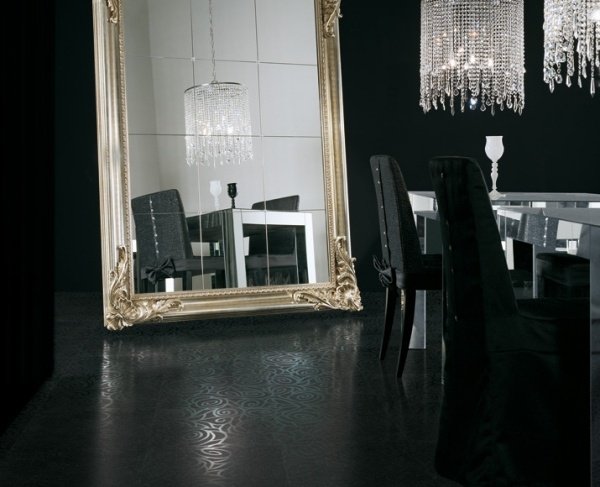 dlažba čierna jedálenská časť luxusné kvetinové motívy tango