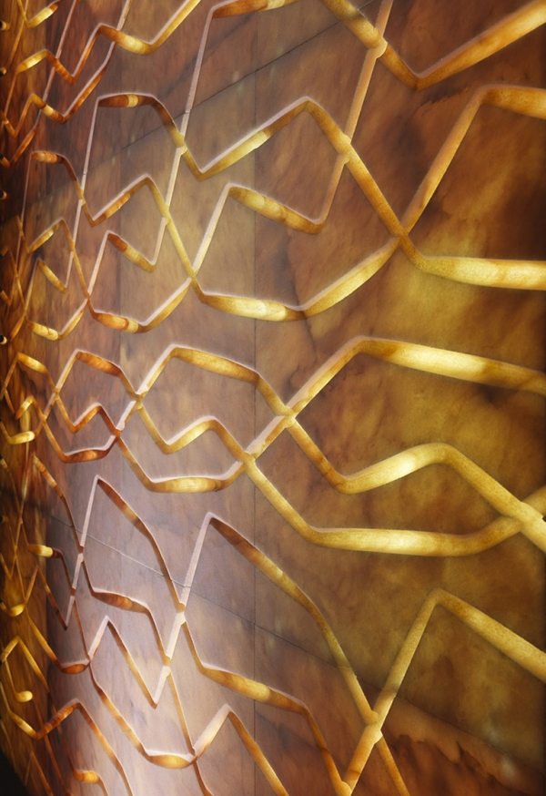 Moderný dizajn stien s podsvietením 3D dlaždíc