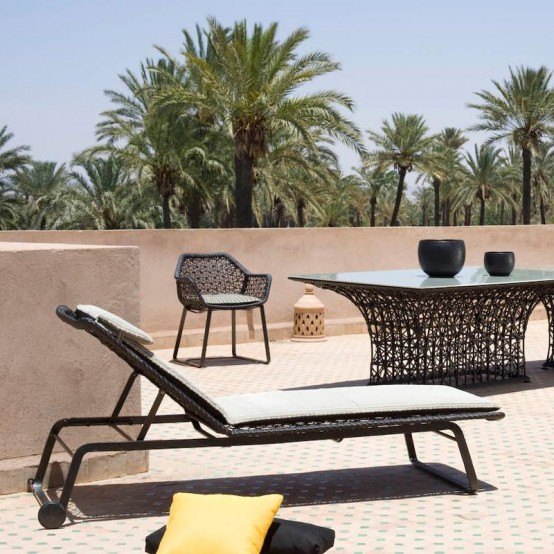 Moderné ležadlo pri bazéne moderné ležadlá k bazénu