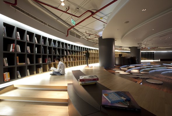 cool office design dtac sídlo knižnica bangkok thajsko cool office design dtac sídlo knižnica bangkok