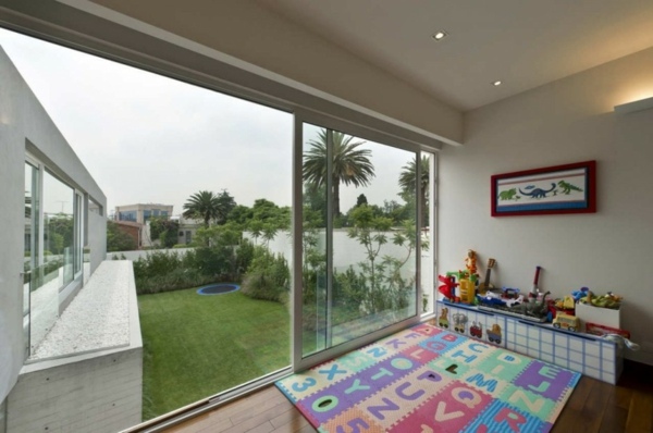 Dekorácia do detskej izby vo farbe Farebná dekorácia do detskej izby