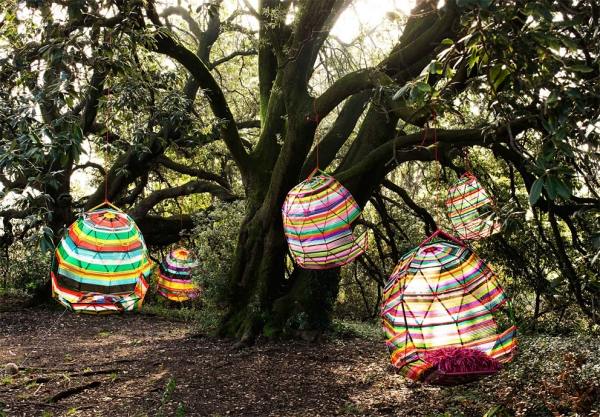 Závesné kreslo navrhuje tropickú záhradu Moroso na zavesenie Závesné kreslo navrhuje závesné záhradné zariadenie tropia moroso