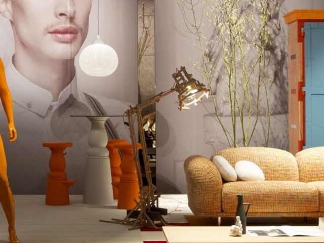 drevená stojanová lampa kĺbové rameno dub moooi nábytok