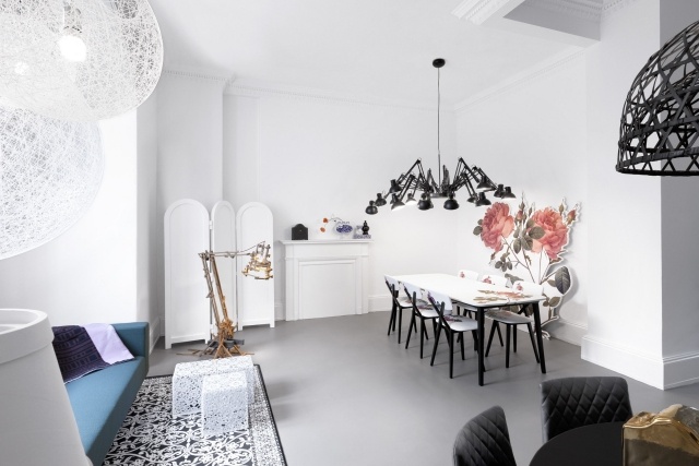 stojacia lampa dubové kusy dreva liatinová rovnováha moooi