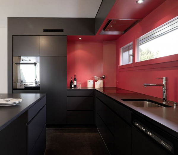Moderná architektúra vo Švajčiarsku -küche -rot
