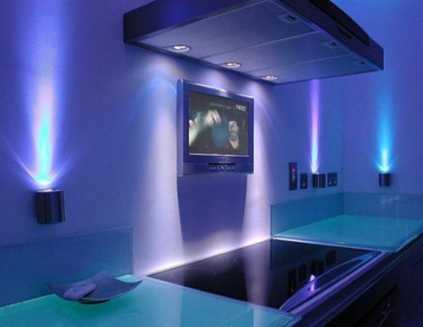 LED-osvetlenie-kuchyne-moderne-praktické