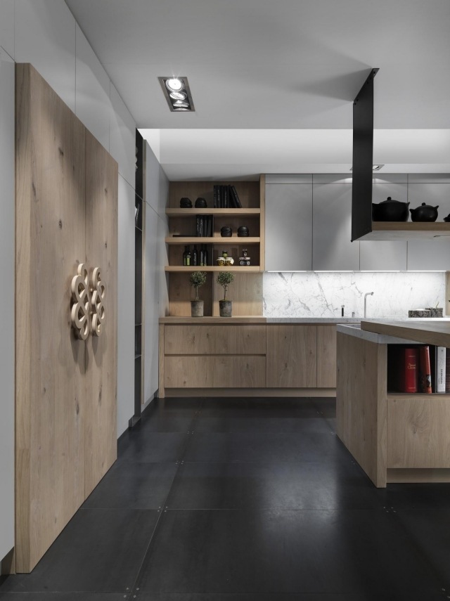 Kuchyňa vstavané kuchynské linky Natura-mramorová zadná stena-biele nástenné skrinky Vstavané kuchynské skrinky Natura-mramorové nástenné steny