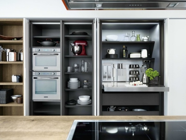 moderná kuchyňa masívna dubová plne vybavená skriňa