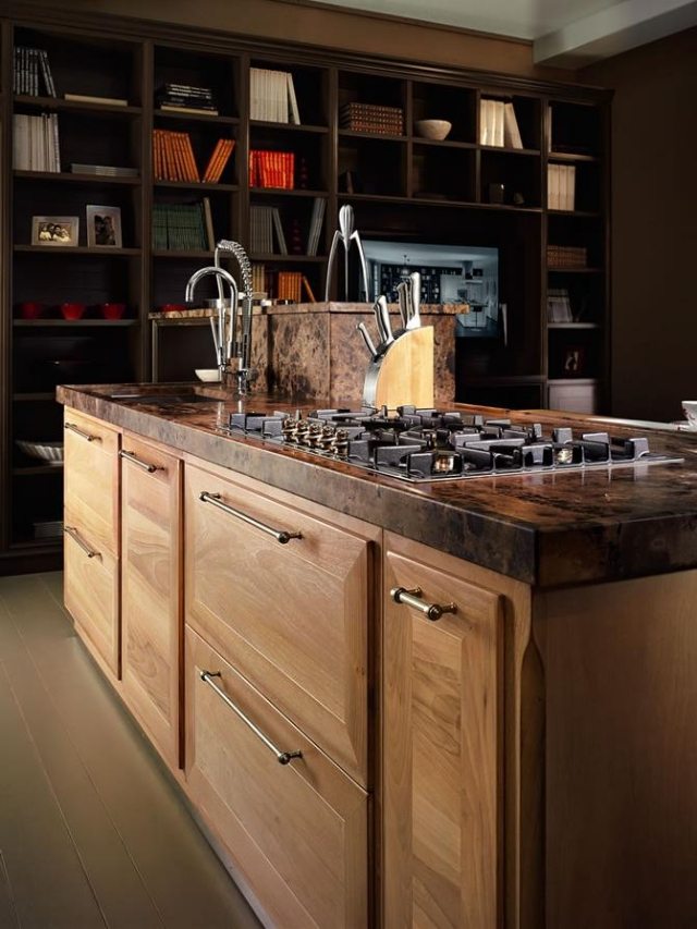 Moderná kuchyňa s dvierkami z ostrovného dreva-kovovými úchytkami-talianskeho dizajnu Súčasná-kuchyňa-drevený-ostrovný-odtieň-teplý-Evita-l-Ottocento