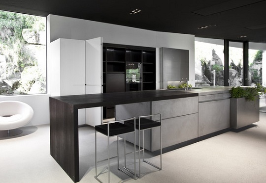 moderná kuchynská oceľová skrinka