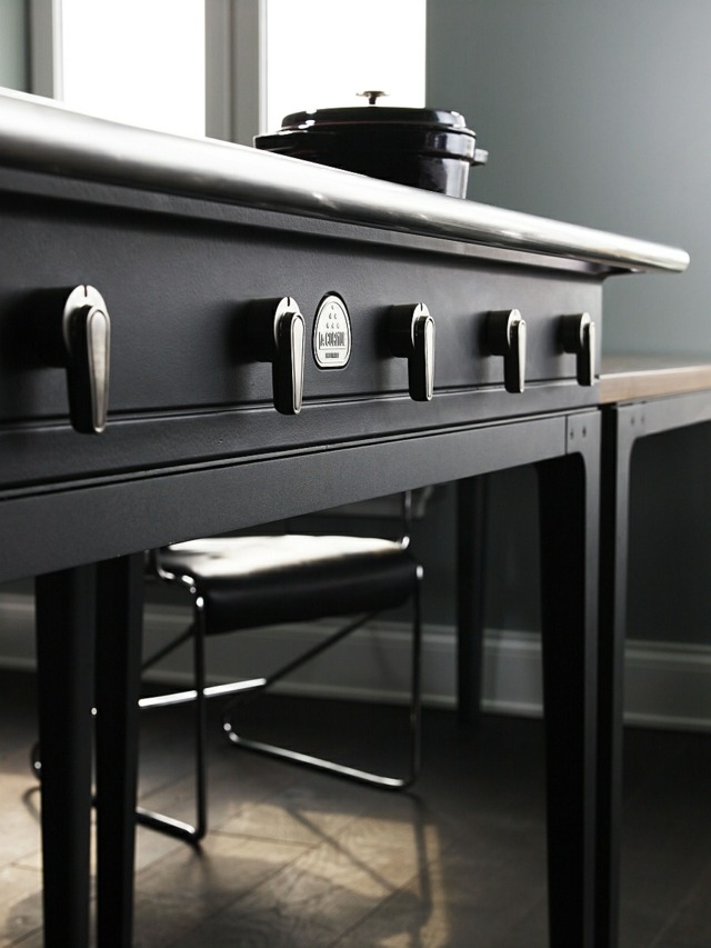 Varný ostrovček z nerezovej ocele indukčný sporák so štyrmi varnými doskami Indukčný varič elegantný so štyrmi varnými doskami