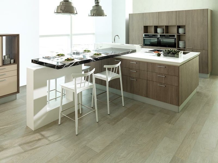 moderný dizajn kuchyne kuchynský ostrov jedálenský kút barové stoličky