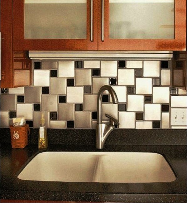 Alternatívy k dlaždiciam-zrkadlo-dlaždice-čierna-strieborná