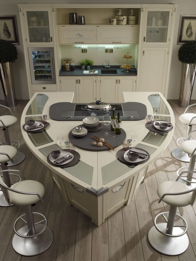 karoti kuchynský ostrov pult barové stoličky jedálenský kút