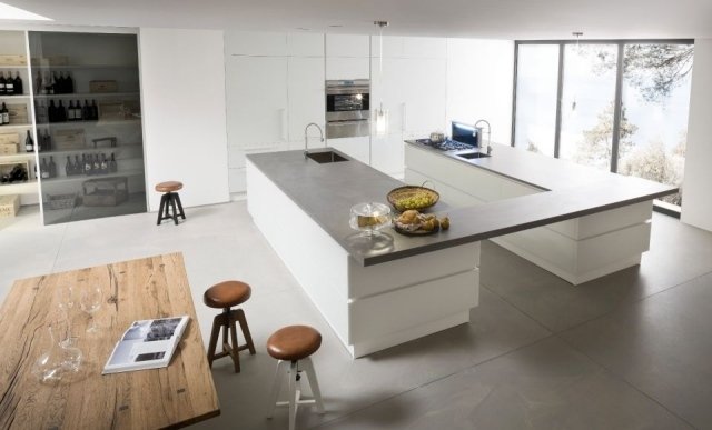 pekná kuchyňa veľký kuchynský ostrov jedálenský kút rekord