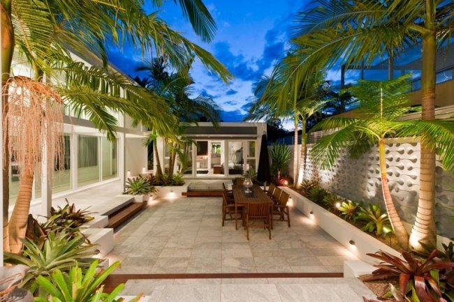 Záhradná architektúra v záhrade so záhradnou terasou Urban Exotic Australia