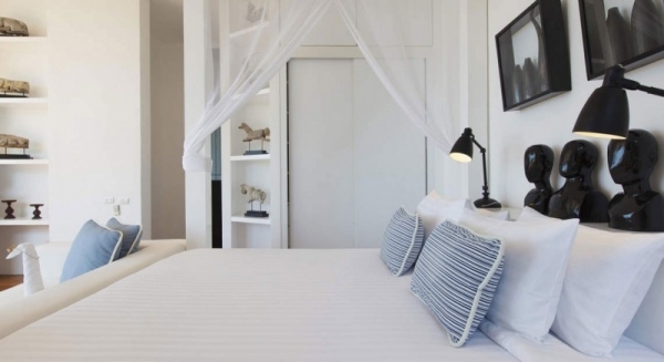 moderná luxusná vila exotický interiér spacie lôžko moderná luxusná vila s exotickým interiérom na spanie