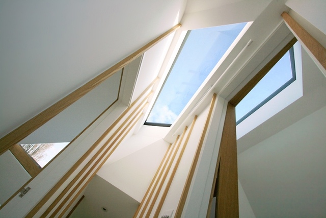 moderný byt svetlé izby strešné okná moderný mezonetový byt svetlé izby strešné okná