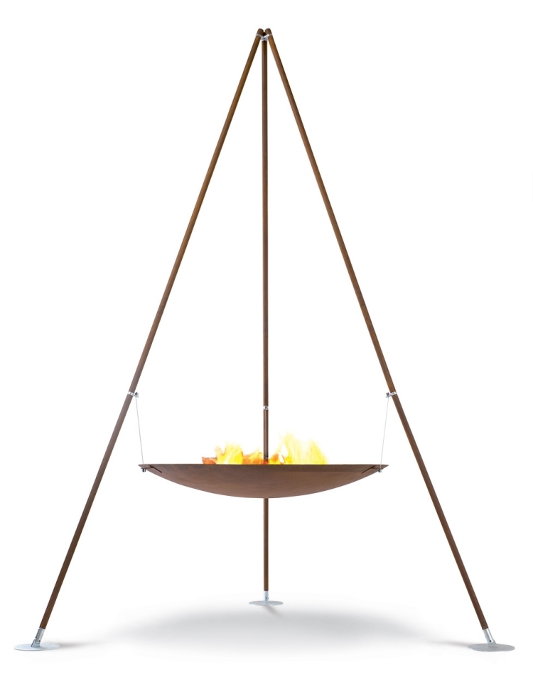 tripee - minimalistický voľne stojaci krb z oceľového roštu dršťkové-voľne stojace-ohnisko-kov-stojan-oceľ-ohnisko-rošt