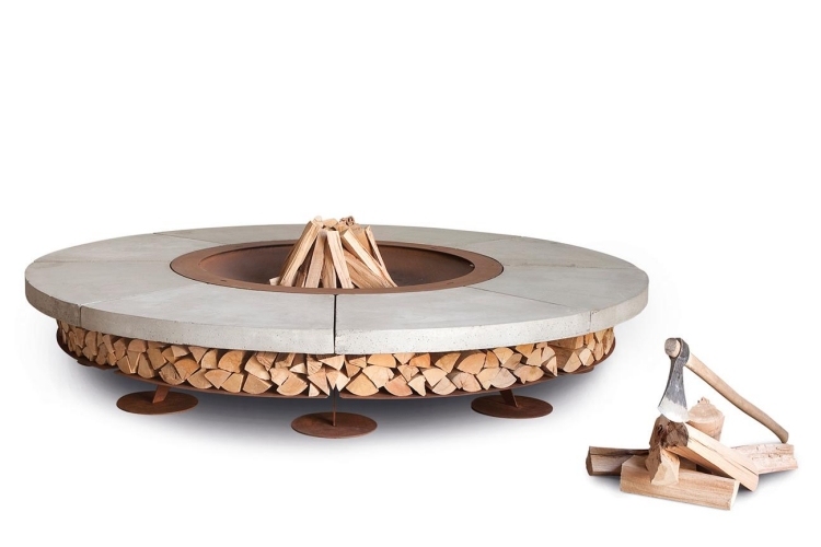 Ercole-kruhový vonkajší krb s betónovou hranou ako sedadlo ercole-drevo-krb-krb-design-okrúhly-betón-hrana-sedadlo-krb-príslušenstvo-AK47