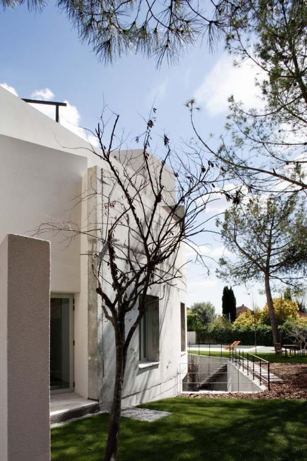 Penthouse so záhradou biele Španielsko