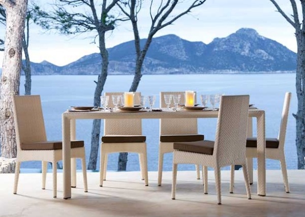 Ratanový záhradný nábytok Jedálenský stôl Point biele stoličky