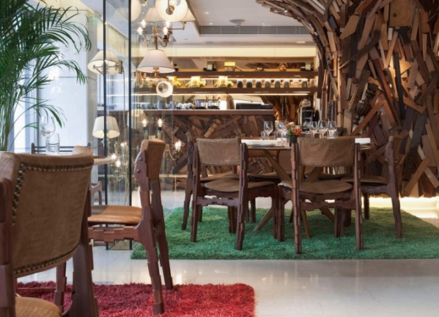 mach dizajnové koberce zelená červená dizajnová lobby Áno Hotely machové koberce zelená červená dizajnová lobby Áno Hotely