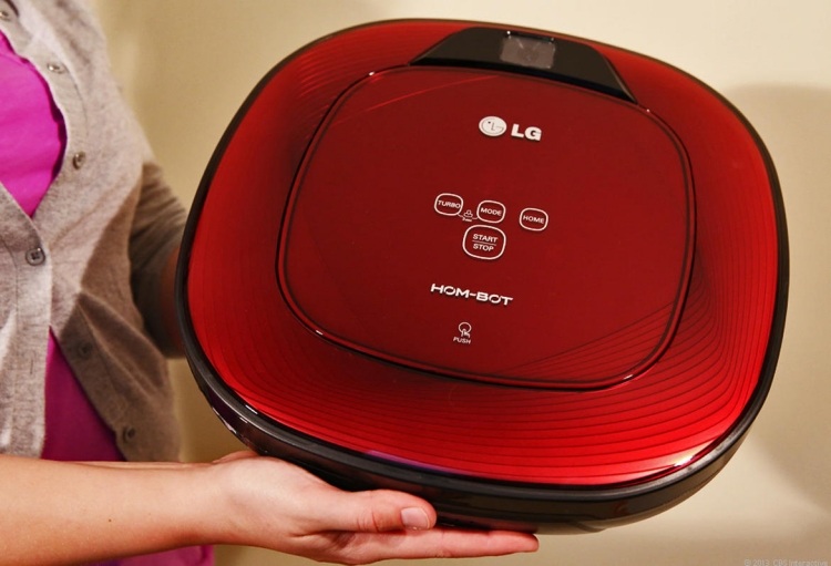 Robotický vysávač LG Hom Bot moderný-vysávač-LG-Hom-Bot-Square