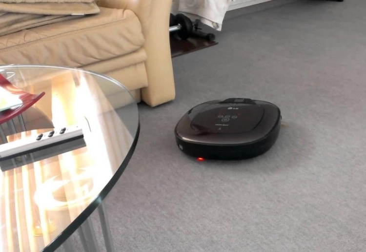 Vysávač LG s rozpoznaním miestnosti moderný-vysávač-LG-senzor-rozpoznávania miestnosti