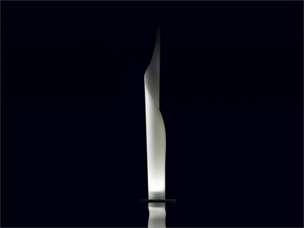 nápadný dizajn stojatej LED žiarovky kľukatý LED dizajn stojacej lampy