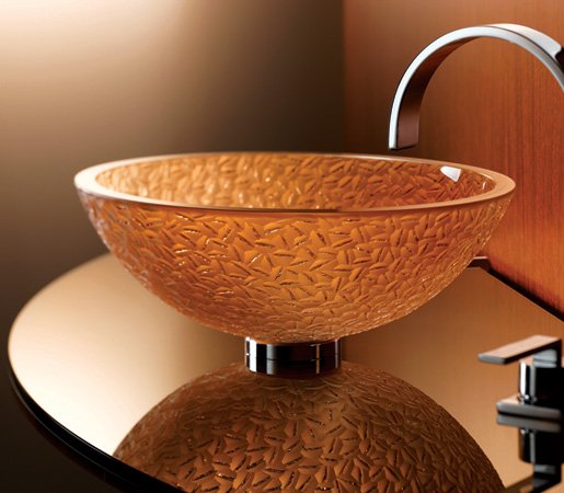 sklenené umývadlo umývadlové armatúry s broskyňovým vzorom