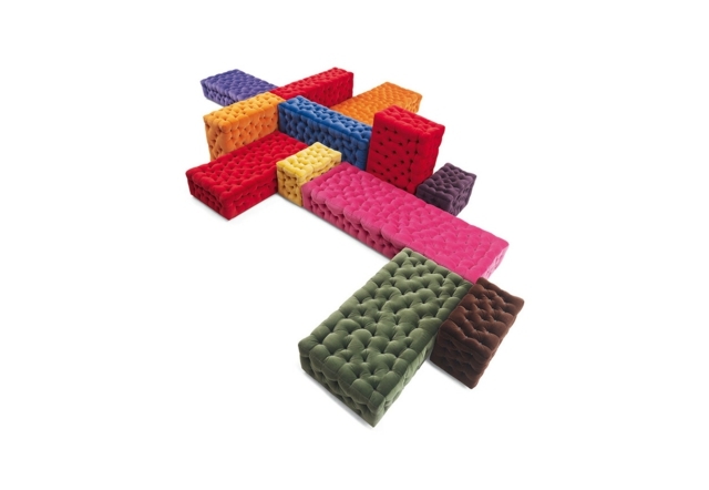 Navrhnite viacfarebný modulárny nábytok v zelenej farbe