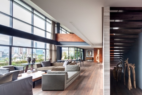 okno do obývačky od podlahy po strop