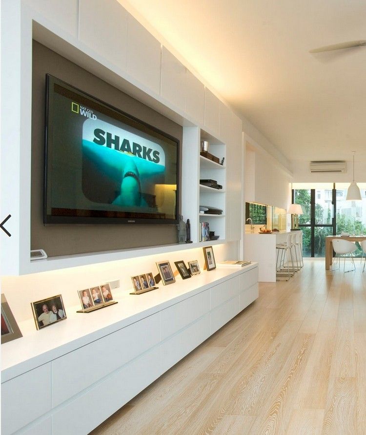 LED pás umiestnený pod televízorom Úložná stena-s-LED-osvetlením-stena-TV-LED-bar